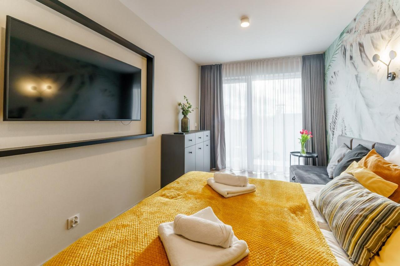Апартаменты Perlowa Przystan Rent - Classic Gold & Silver Колобжег Экстерьер фото